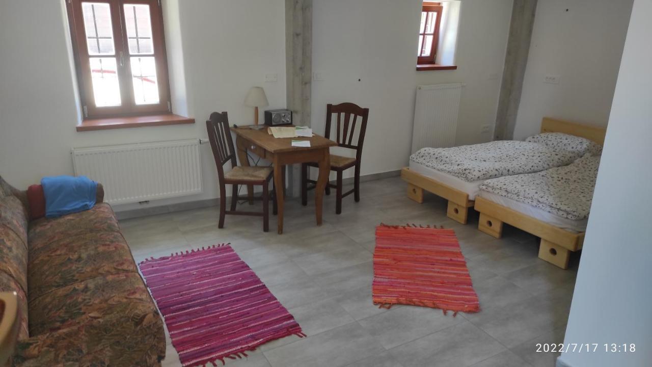 Holiday Farmhouse Skvor Robidisce Kültér fotó