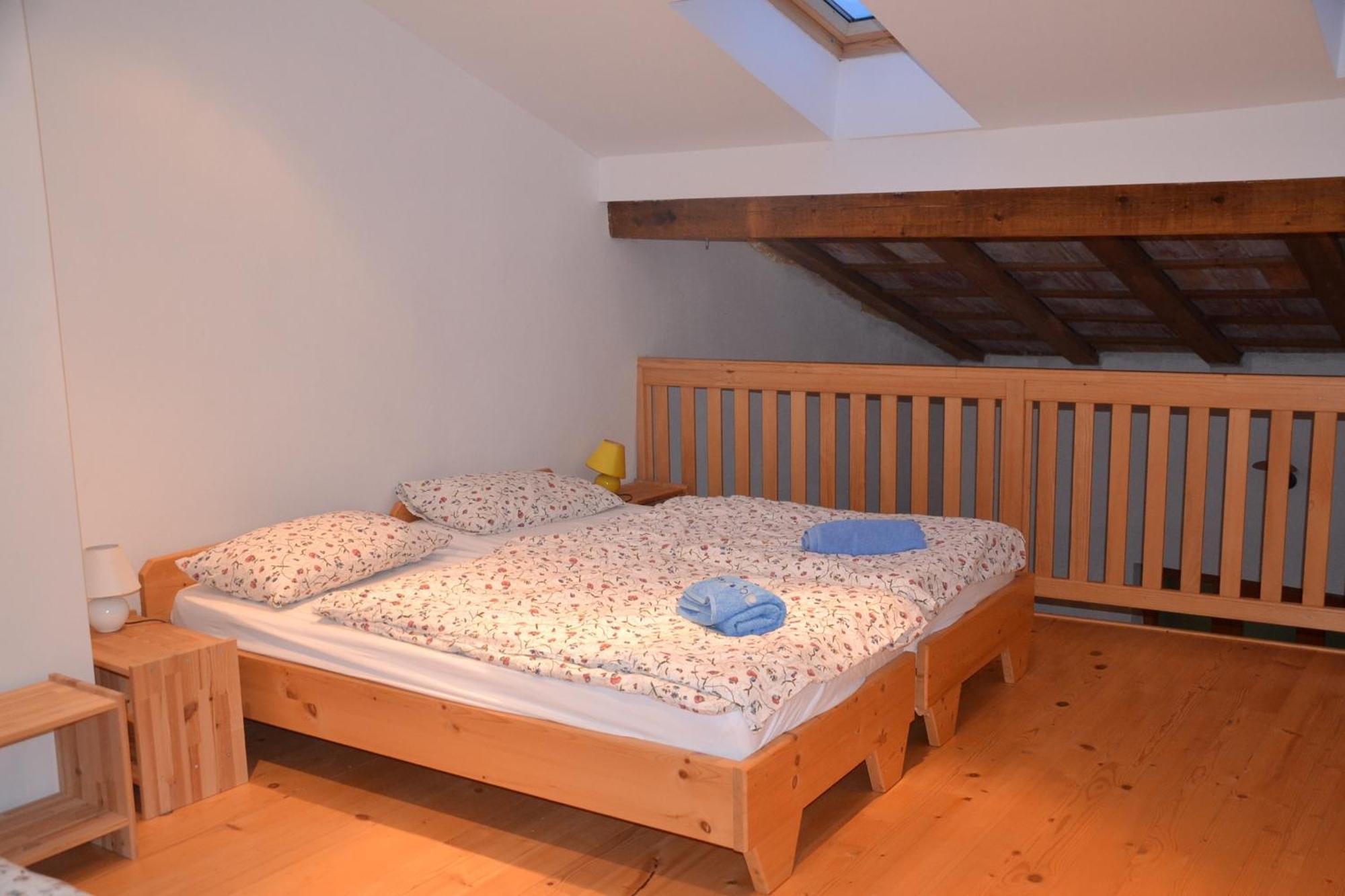 Holiday Farmhouse Skvor Robidisce Szoba fotó